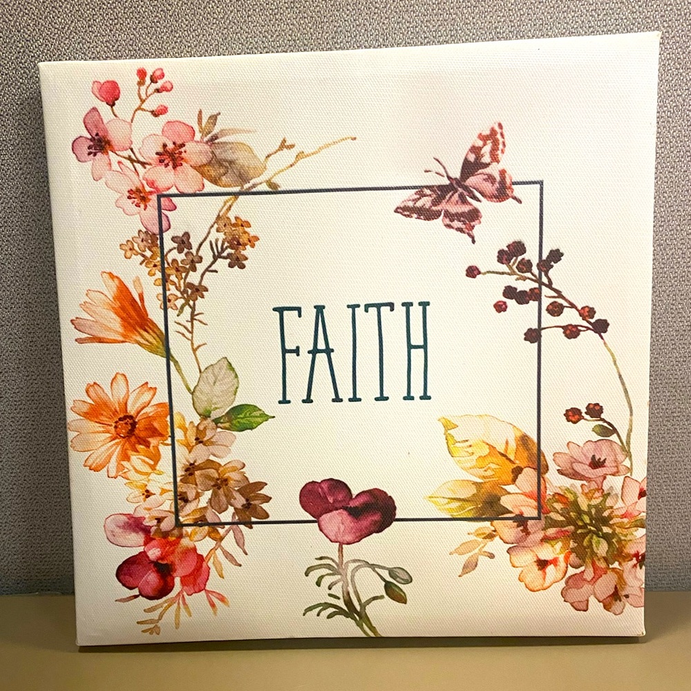 Cute Canvas With Floral Design